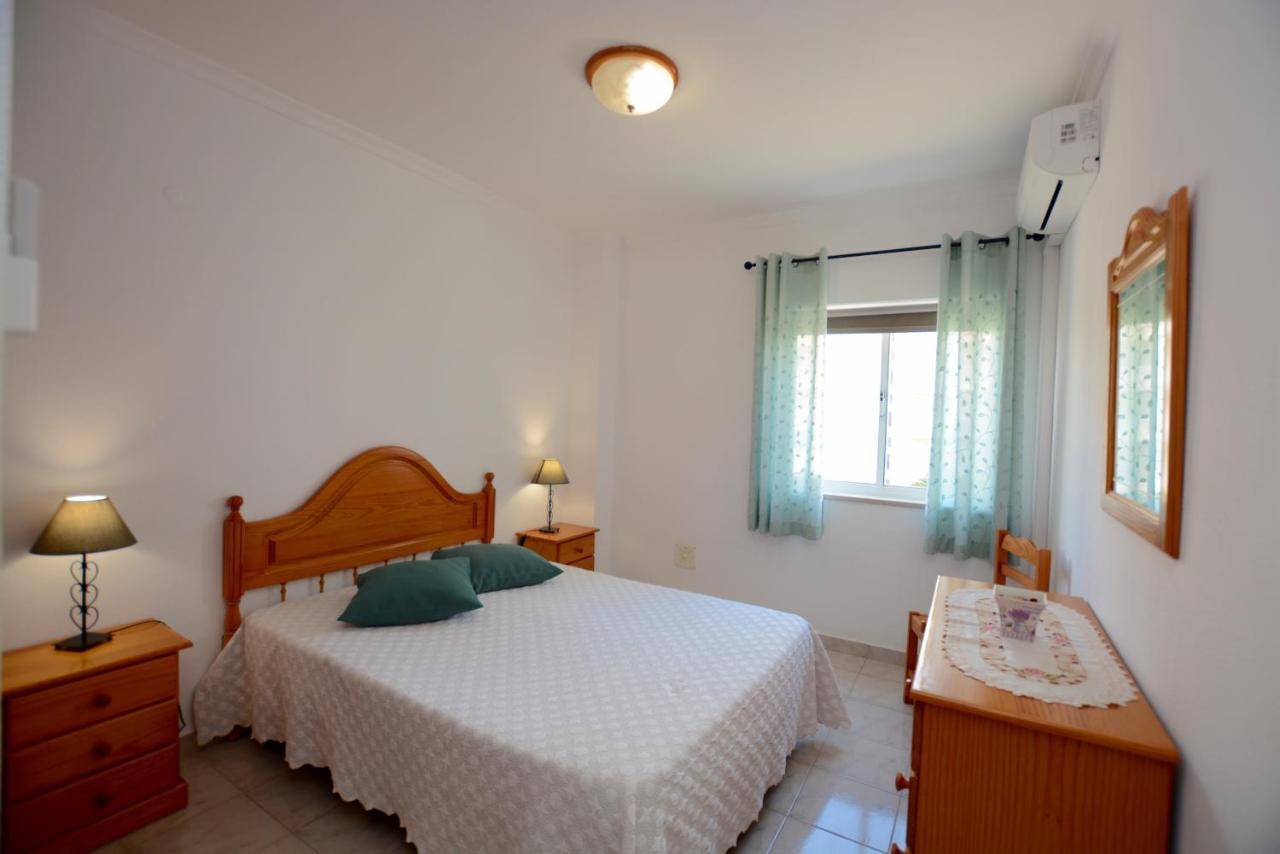 Rabelo C Apartment Armacao de Pera Luaran gambar
