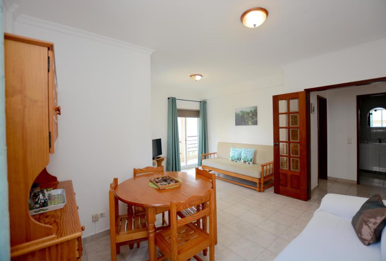 Rabelo C Apartment Armacao de Pera Luaran gambar